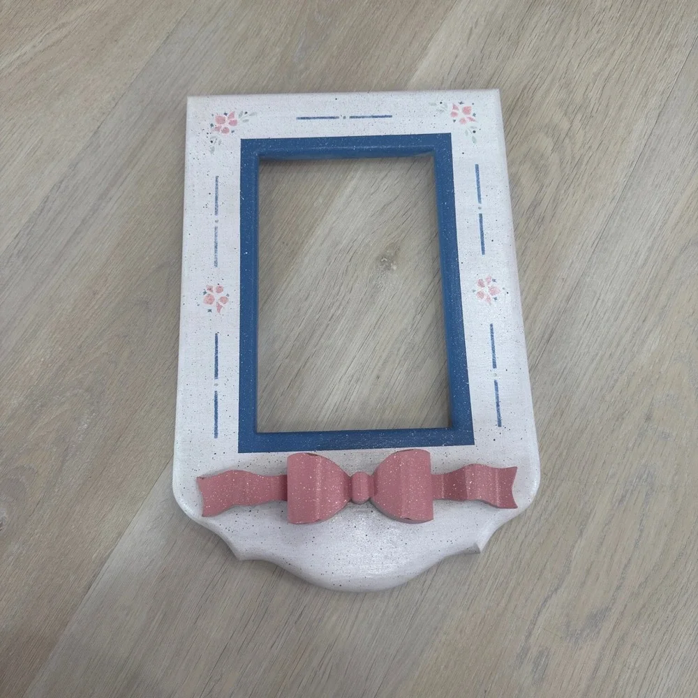Vintage Hand Painted‎ Wood Picture Frame Floral Country Cottage Core no glass